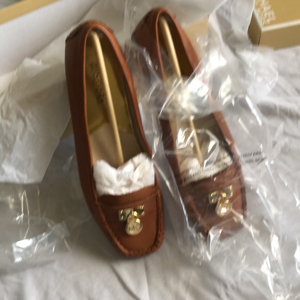Michael Kors Hamilton Loafers - Picture 3 of 3